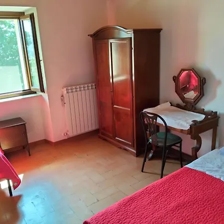Claudi * Camerino